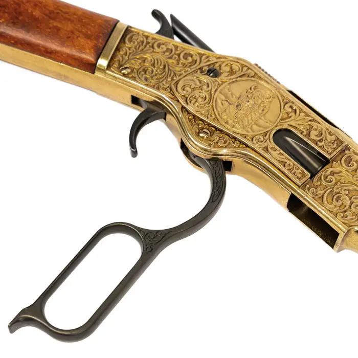 Winchester-1873-Gravée-levier-sous-garde