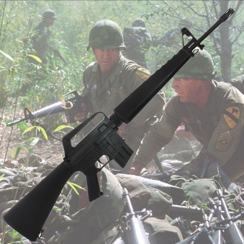 Fusil d'assaut M16