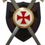 Set decorativo dei Templari Rossi, primo piano dello scudo