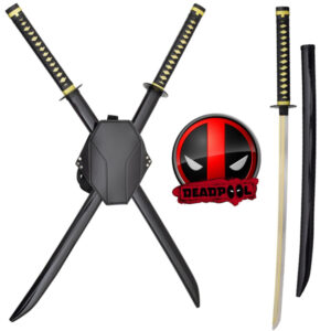 Katana Deadpool Bea Arthur de l'univers Marvel