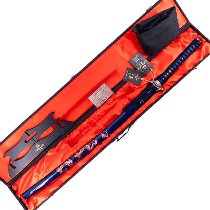 Katana-coupant-AOI-en-un-caso