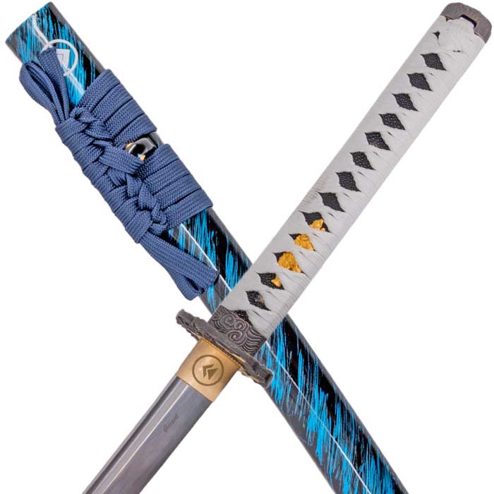 Katana funcional de Ghost of Tsushima, primer plano del mango y la vaina