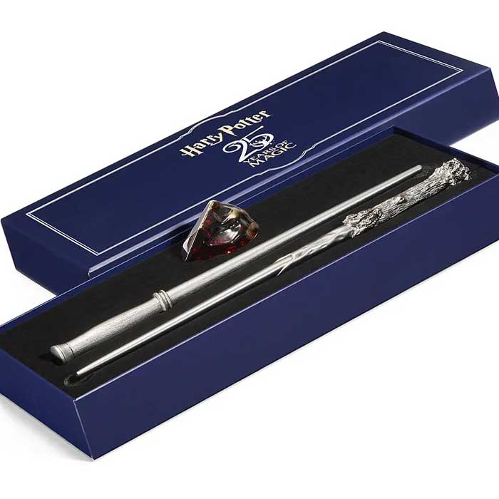 Coffret 25ans Harry Potter, baguettes et pierre dans son coffret