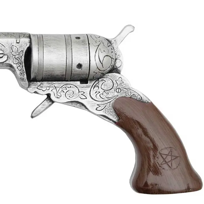 Supernatural--Le-Colt-crosse-et-barillet