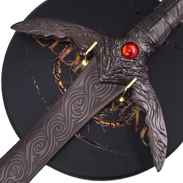 Godslayer-Greatsword-garde