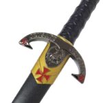 Pugnale-di-Templari-della-Guardia-Crociata