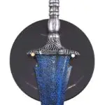 Épée du Seigneur d'Albâtre garde et lame en gros plan
