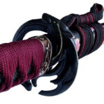 Katana Sakura in Moonlight garde vu de côté