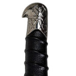 Pommeau sculpté de l'épée d'Altaïr
